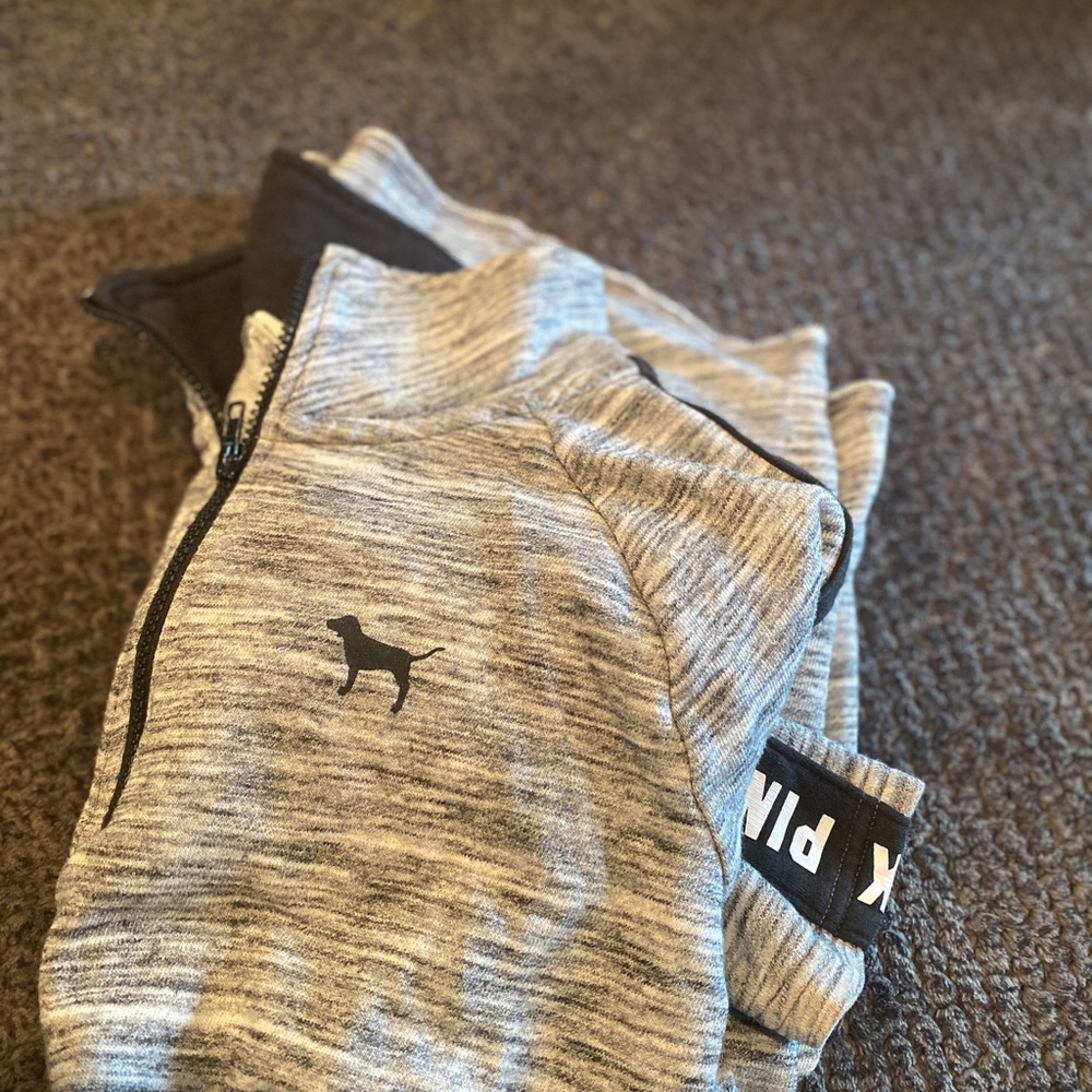 VS PINK Grey Quarter Zip Long Sleeve - Picture 2 of 3